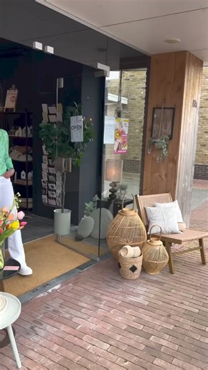 11K views · 243 reactions |  NEW STYLES Info: maten & prijzen op ons Insta of FB-account ‘Brandputje Mode’ Set 1, 2 & 3 is in onze winkel-collectie & te bestellen. Set 4 is onze ONLINE ONLY collectie: te bestellen via whatsapp of telefonisch. Levertijd 5 werkdagen whatsapp 06 57 27 46 95. telefoon 0547-384181 | Brandputje Mode | Facebook