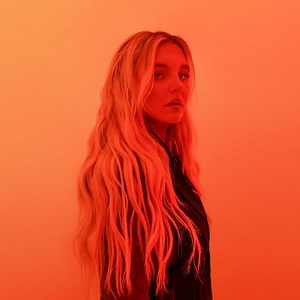 DANCE MONKEY - Tones And I - LETRAS.COM