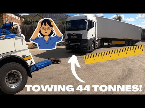 RECOVERY & TOW OF 44 TONNE ARTIC TRUCK!