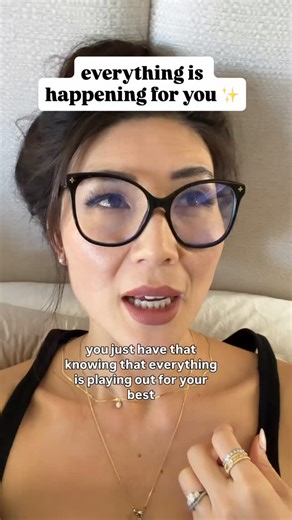 Paget Kagy | Quantum Energy Coach on Instagram: "changes the whole game 👇🏼 When you realize your reality is just a reflection of you— You see everything unfolding FOR you. Will you be the person who steps up during the hard moments and challenges herself to be the hero? Or will you be the version of you who falls into the role of the victim. You don’t stay quiet when you’re meant to rise. You don’t hide when you’re meant to shine. You stop waiting to be given things. You start becoming the ver