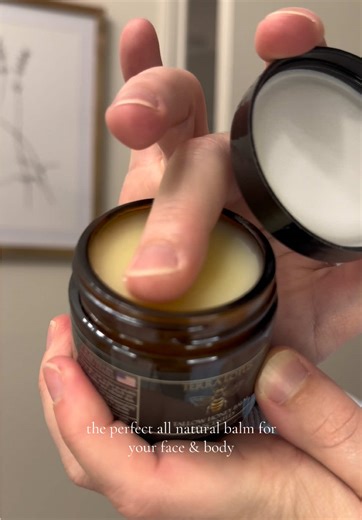 the cherry on top is that this is a family owned business. love love love!! My face feels like BUTTER!! #skincare #facemoisturizer #beeftallow #beeftallowmoisturizer