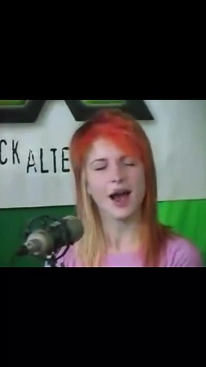 Paramore - Misery Business (2007)