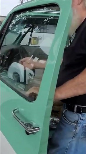 BADASS SQUARE BODY CHEVY