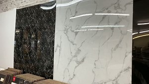 🚨Panneaux de douche 4x8 en pvc🚨 ⚒Simple d’installation (colle de construction) Idéal pour douche,garage,chambre froide 📍1388 chemin Filteau à Saint-Nicolas ☎️418-496-3644 TEXTO 418-933-5181 Pour voir les prix ou commander voici la boutique en ligne 📲 www.pdirect.ca | Plancher Direct