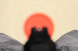 Guns for Beginners: How to Aim a Pistol - The Truth About Guns