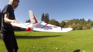 47 reactions | Coolest trainer plane ever! The E-flite Delta Ray...