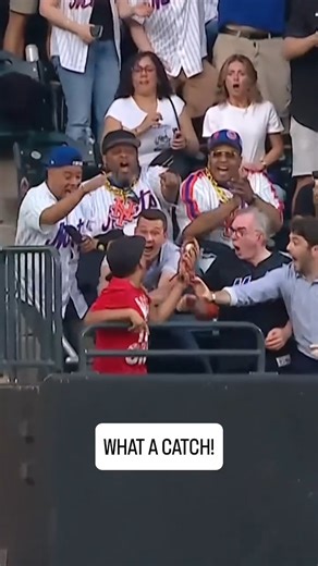 23K views · 83 reactions | WHAT A MOMENT! ⚾ Check out all of the Incredible Baseball Collectibles available now in our Spring Vintage Auction: https://bit.ly/3FIxCk2 : SNY | Goldin | Facebook