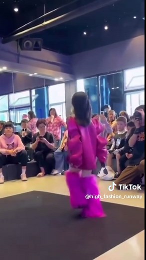 Child Runway Models Walking Videos Kids