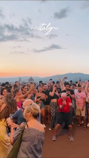 1.4M views · 30K reactions | Welcome to Italy! ✨ Live from Piazzale Michelangelo, Florence | Visit Italy | Facebook