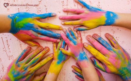 22 Awesome Family Art Projects Kids Will Love | Rediscovered Families