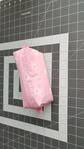 97K views · 800 reactions | DIY Boxy Beauty Bag #fbreels #fbviral #quilt #diycraft #diyprojects #sewist #handmade #sew #viral #trending | DIY Cheng | Facebook