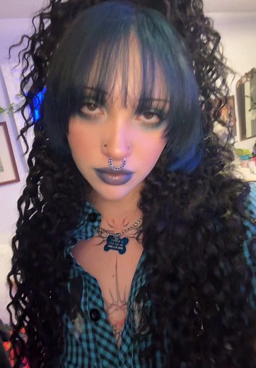 Exploring Blue Hair: Styles and Meanings