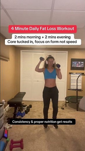 This exercise looks easy but is a real 🔥Try 2 min in am & 2 min in pm. You in?