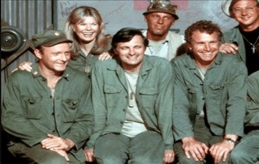 12 Beloved Sitcoms from the '70s That Are Worth Revisiting