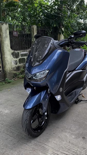 Customized NMAX Carbon Fiber in Glossy Blue | Yamaha NMAX Video Edits