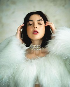 Evie Irie releases new single ‘Little More Love’ • WithGuitars