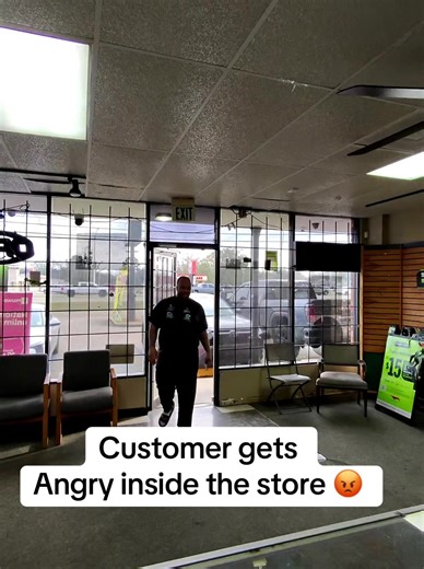 Customer gets angry inside the store #fyp #fypシ #fyppppppppppppppppppppppp