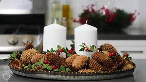 These Cinnamon Scented Pine Cones are such a fast easy craft! https://www.wineandglue.com/cinnamon-scented-pine-cones/ | Simple Joy