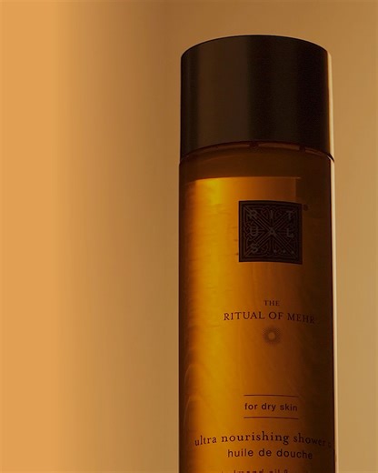 Boost body and soul with a daily dose of energy. Infused with sweet orange and cedar wood. | Rituals Cosmetics