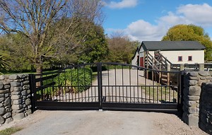 Residential Gates - SmartGates | Electric Automatic Gates