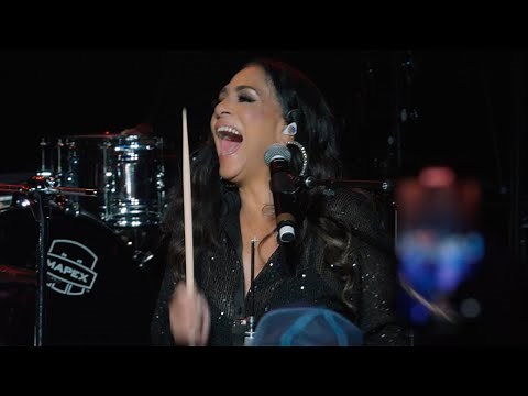 Sheila E. - Bemba Colorá (Live)