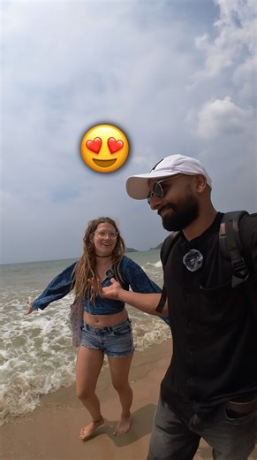 Girls like drama, end of story🤣 | Street Podcast Ep. 13 Watch Full Podcast on YouTube Now🤗 | Extrovert Indian