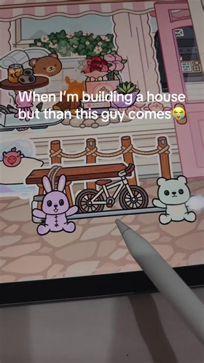 Unhappy tree😭💗