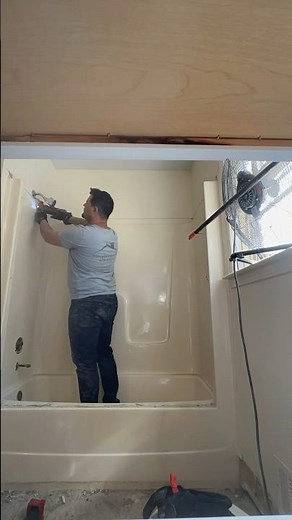 Easy Steps to Remove a Plastic Tub Surround | DIY Bathroom Renovation Tutorial! #DIYTutorial