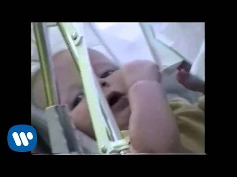 Ed Sheeran - Photograph (Official Music Video)