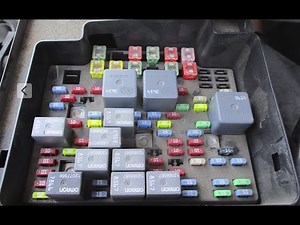 FUSE BOX Relay LOCATION Chevy Tahoe 2000 2001 2002 2003 2004 2005 2006 Chevrolet DIY