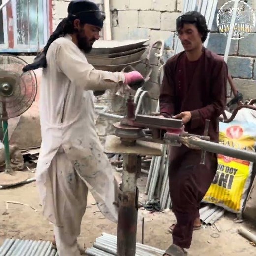 How to Make a Wheelbarrow in 60 Seconds!