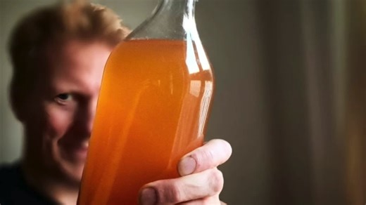 For 10 år siden fik Lars Henrik en ide og spurgte om jeg ville støtte op om projektet med logo og grafik samt salg af kager til jul. Det ville jeg selvfølgelig godt, da ideen jo er fantastisk. Hvert… | Anna Rasmussen