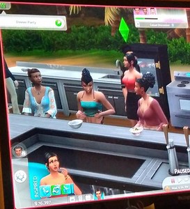 How to Throw a Dinner Party in Sims 4 - What Box Game