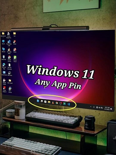 "📌 Learn How to Pin & Unpin Apps on Windows 11 taskbar! #shorts "