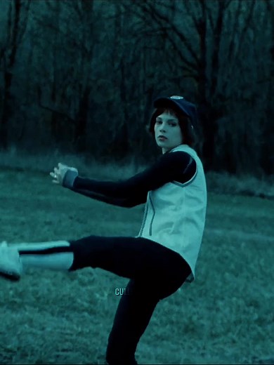 the cullens playing baseball will always be my favorite scene 😭🫶🏻 || #fy #fyp #foryou #twilight #twilightedit #renesmeecullen #alicecullen #rosaliehale #edwardcullen #emmettcullen #baseball