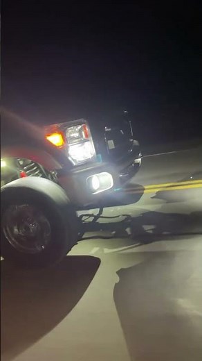 2012 F350 on a hot hiss tune movin