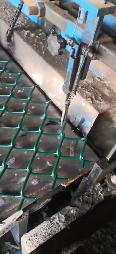 PVC Chain Link Fence: Ultimate Guide to Installation and Benefits!