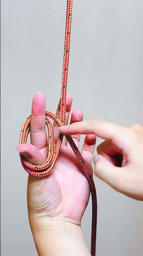 Easy Way to Add a Loop to the Middle of Your Rope