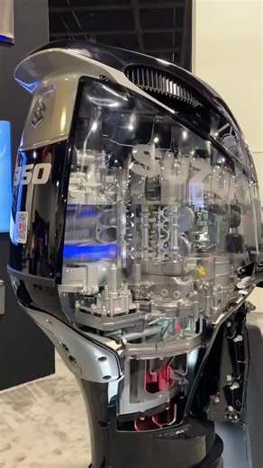 How an Outboard Motor Works: A Behind-the-Scenes Look