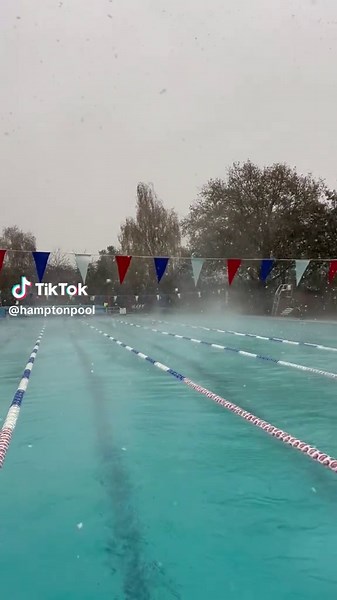 Enjoy Heated Swimming at Hampton Pool in Winter