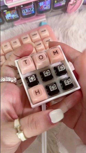 Break my keyboard, custom a fidget clicker #fidgettoys #keyboard #desksetup #asmr