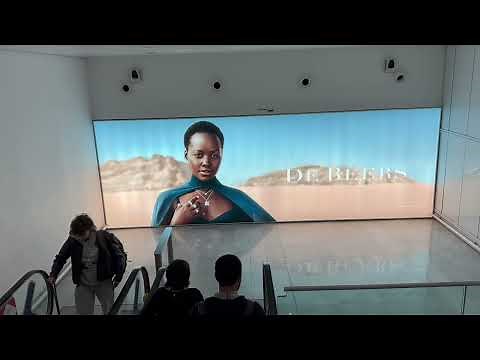 Charles de Gaul airport gate 2e to 2f