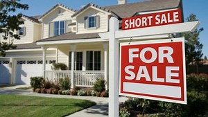 Buying a Short Sale: 4 Tips to Make Yours the Winning Offer