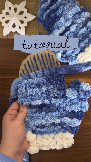 Jen Buchheit on Instagram: "Cardboard Loom Woven Mittens Tutorial ❄️ Here's a full tutorial for weaving mittens on a cardboard loom! To get the correct size cardboard loom, trace your hand and add an extra inch around the edges. #kidcraft #easycraft #christmascrafts #cardboardcrafts #holidaygifts"