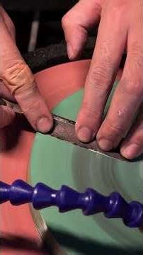 Damascus Cut-throat vs Rusted one #fyp #knife #satisfying #knifesharpening #kitchenhacks