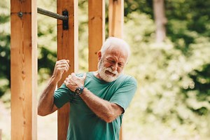 The Good and Bad of Shoulder Labral Tear Surgery | Regenexx® at New Regeneration Orthopedics