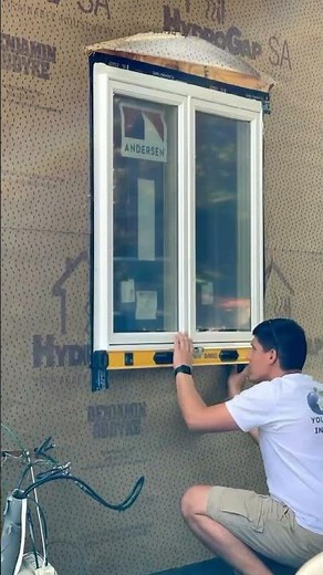 It’s window replacement day for Andersen Certified Contractor Plum Pro Exteriors! 👏👏