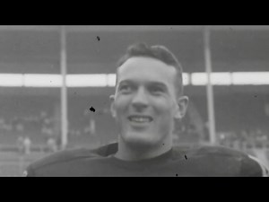26K views · 1.4K reactions | Throughout his entire career with Green Bay Packers in the 50s, Bobby Dillon played with one eye made of glass. During a game where his glass eye fell out on the field, a ref asked Dillon what he'd do if he lost his other eye. "Become a ref," Dillon replied. On the three-year anniversary of his passing, we remember Dillon's career, including his many memorable one-liners. #HOFForever | Pro Football Hall of Fame | Facebook