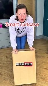 Aerolite M-Lite 21" Smart Cabin Suitcase – The smart way to travel...