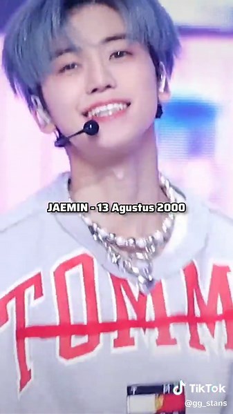 NCT Dream Members' Birthdays and Relay Dance Fun